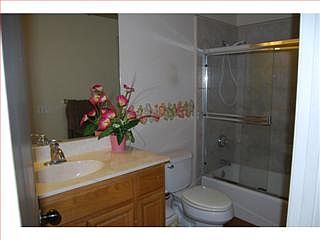 4th image of 981 Steinbeck Dr