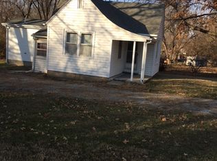 2045 SE Colorado Ave, Topeka, KS 66607