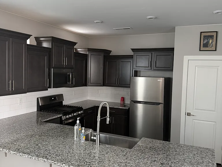 753 W Red Marble Ln — Photo 11