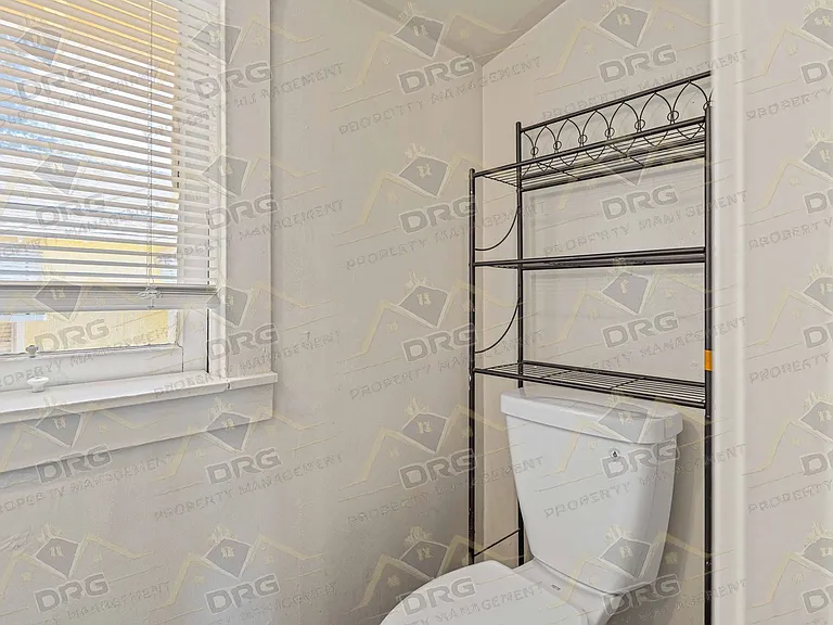 120 Johnson St — Photo 23