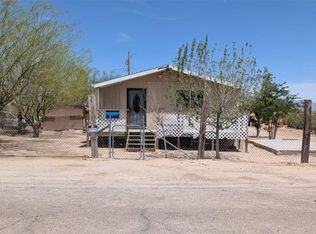12310 S 4th St, Yucca, AZ 86438