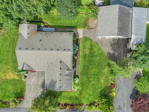 4th image of 1711 80th St E