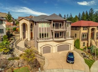 11061 SE Oneonta Dr, Happy Valley, OR