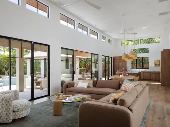 68-1002 Nohea Makai St, Kamuela, HI 96743
