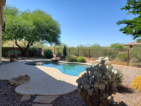 4th image of 40710 N Bell Meadow Trl