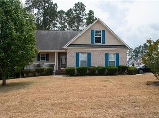 118 Arlington Dr, Cameron, NC 28326