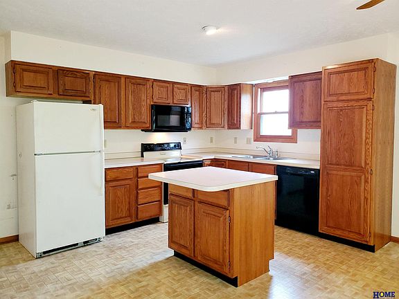 3rd image of 2820 N 81st St