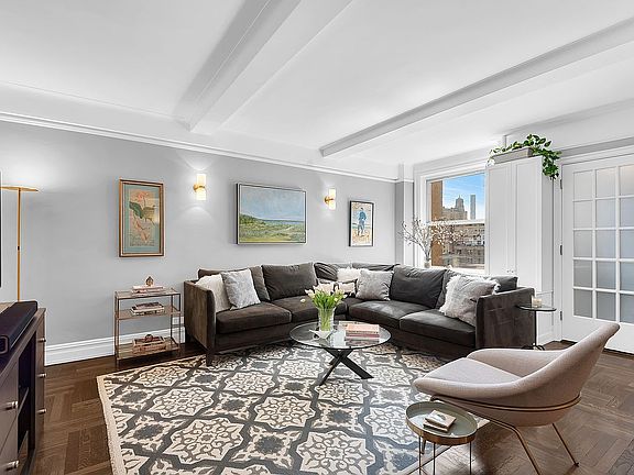 2nd image of 107 W 86th St #9AB