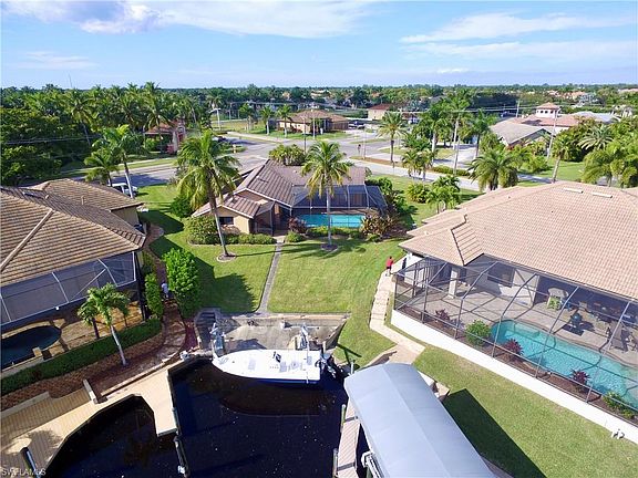 5th image of 5501 Chiquita Blvd S