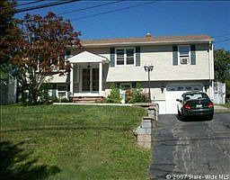 2nd image of 623 Smithfield Rd