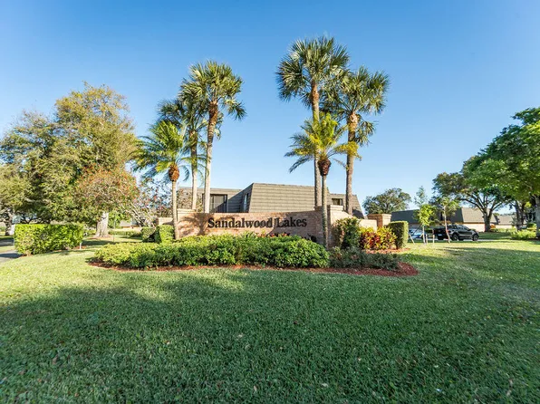 2432 24th Way, West Palm Beach, FL 33407