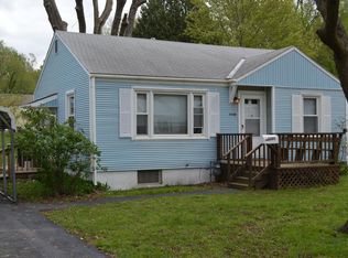 5305 Willow Ave, Raytown, MO 64133