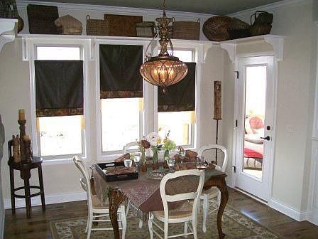 Breakfast Room
