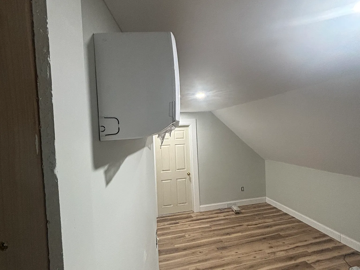 1 bed, 700 sqft, $1,500 — Photo 2