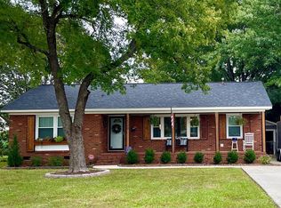2720 Shelley Terrace Ln, Charlotte, NC 28212