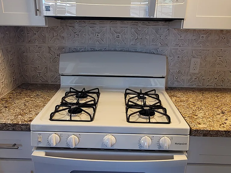 209 W Fairway Blvd — Photo 15