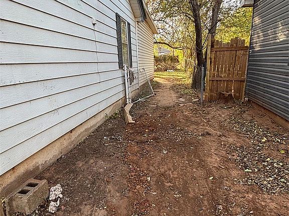 3rd image of 6109 Jacks Ave