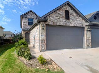 4927 Sanger Circle Dr, Sanger, TX 76266