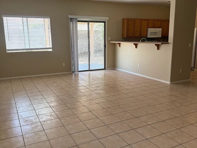7035 W McMahon Way — Photo 4