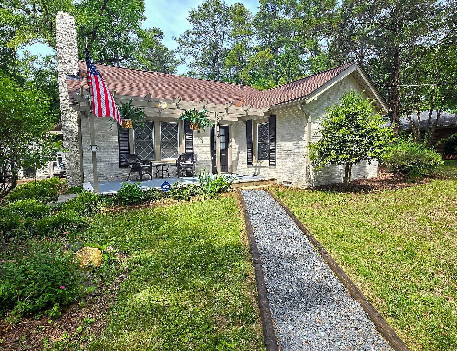 3 bed, 2.0 bath, $2,795 — Photo 2