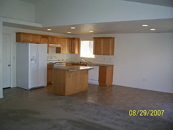 3557 NE Hembree St. — Photo 2