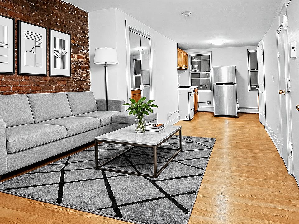 1st image of 425 E 12th St #3W