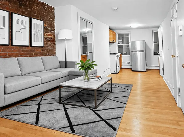 425 E 12th St #3W, New York, NY 10009