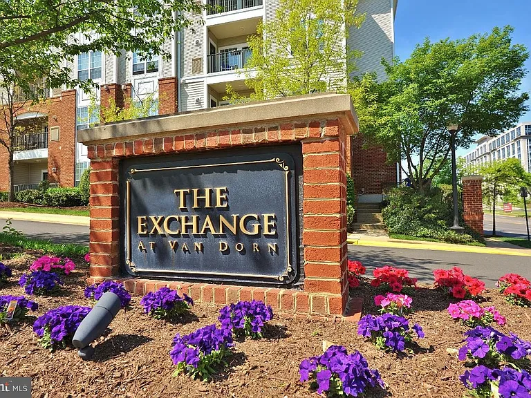 4850 Eisenhower Ave #205 — Photo 30