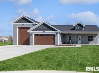 622 35th Avenue North Ct, Clinton, IA 52732
