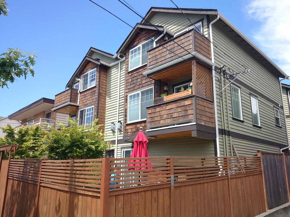 2nd image of 1426 A Nw 62nd St