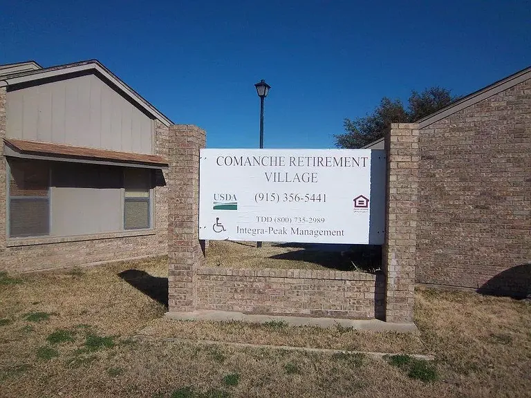 4 Huett Cir — Photo 1