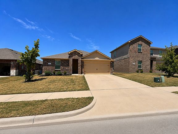 2nd image of 709 Glover Dr