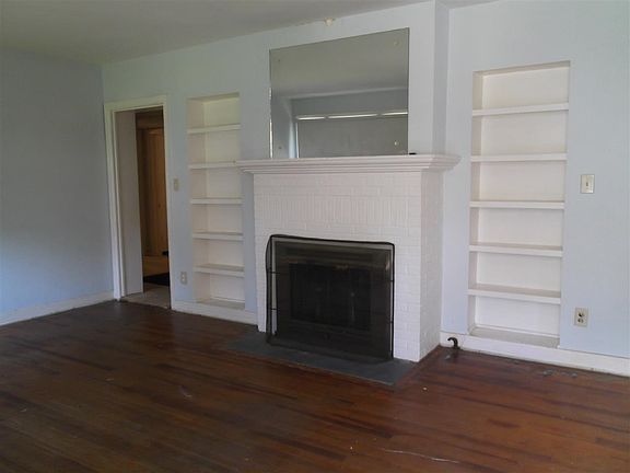 3rd image of 1008 Hays St