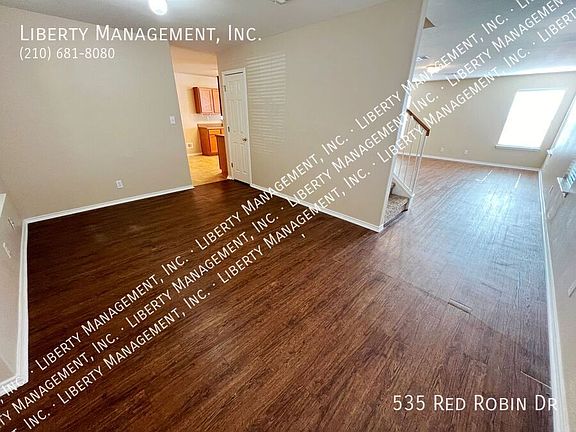 4th image of 535 Red Robin Dr