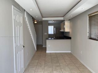 821 SW 2nd St APT 1, Miami, FL 33130