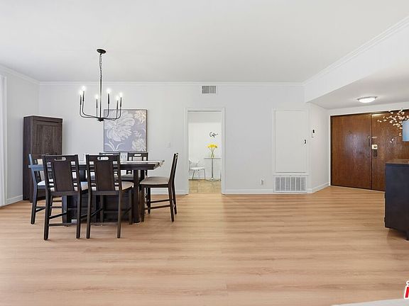3rd image of 828 S Bedford St APT 202