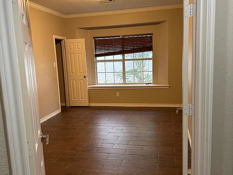 5880 Lorenzo Dr — Photo 18