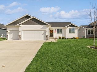 51 SE Dorr Dr, Pleasant Hill, IA 50327