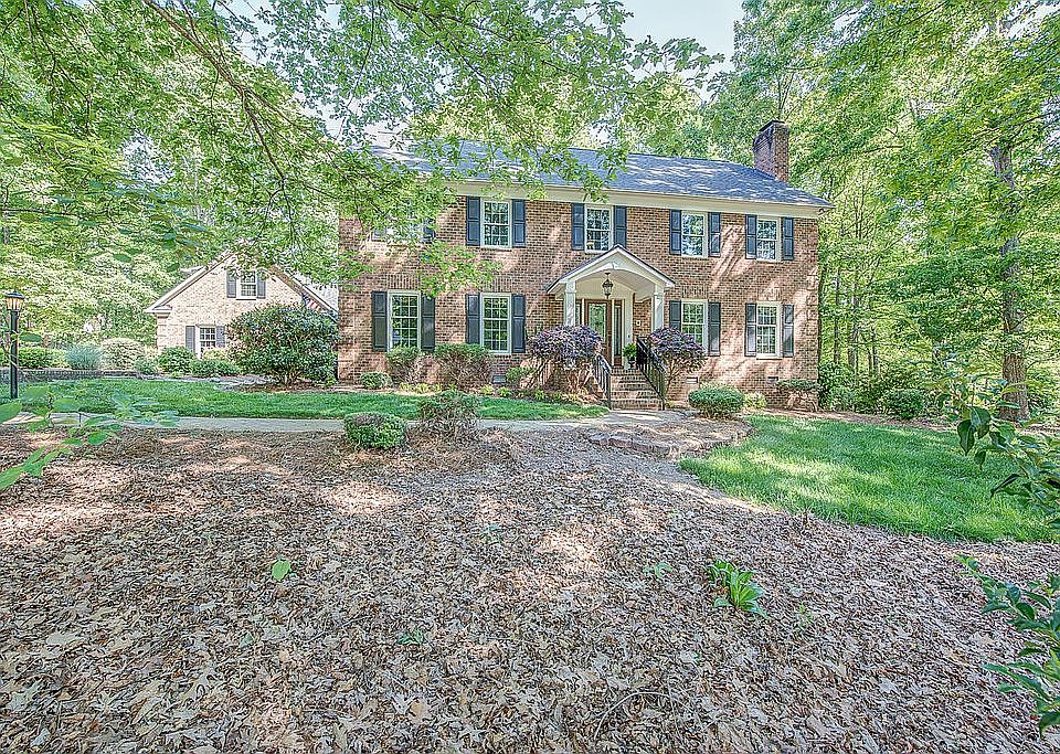 1st image of 3406 Country Club Dr