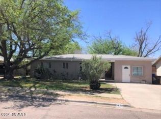 1420 Roberts Dr, Las Cruces, NM 88005