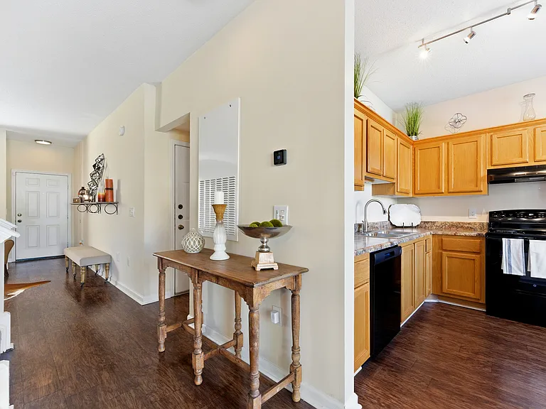 Battle Creek Village Townhomes — Photo 16