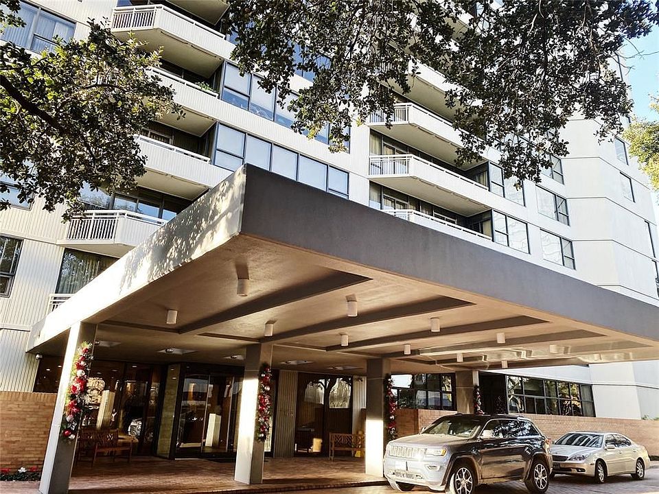 1st image of 14 Greenway Plz Unit 23M