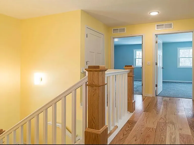 731 Fountain St — Photo 11