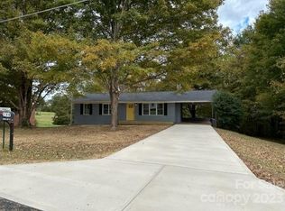 109 Country View Rd, Statesville, NC 28625