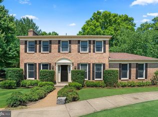 4745 40th St N, Arlington, VA 22207