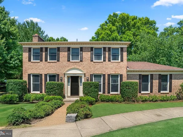 4745 40th St N, Arlington, VA 22207