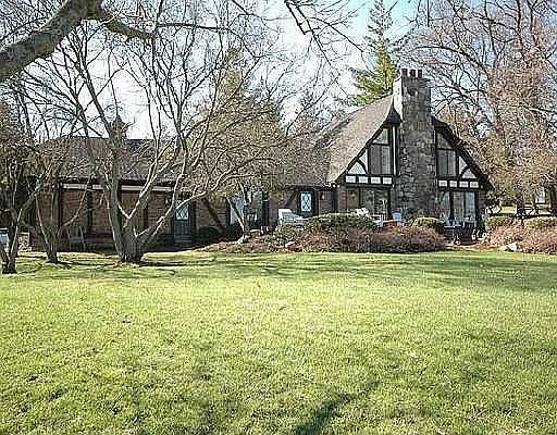 2nd image of 7159 Lake Shore Dr