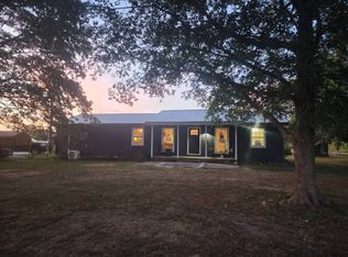 173 County Road 325 N, Wayne City, IL 62895