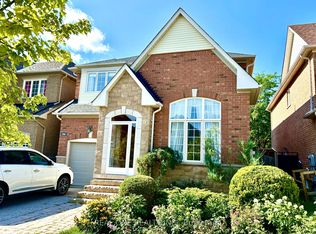 94 Barnwood Dr, Richmond Hill, ON L4E 5A2