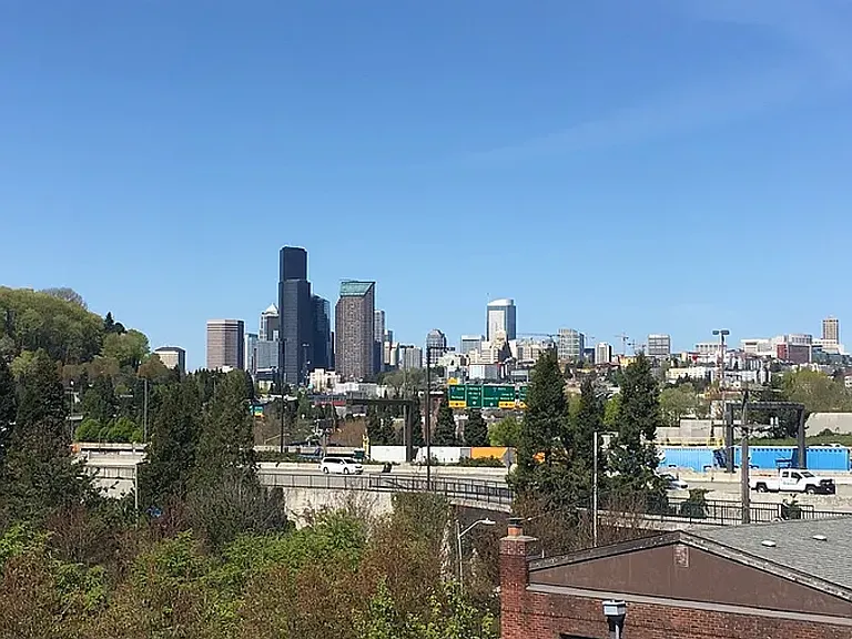 1515B 22nd Ave S — Photo 16